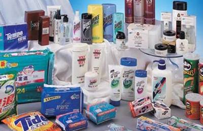 舒肤佳、海飞丝等品牌占据中国一半市场 日化与服装行业的市场格局分析